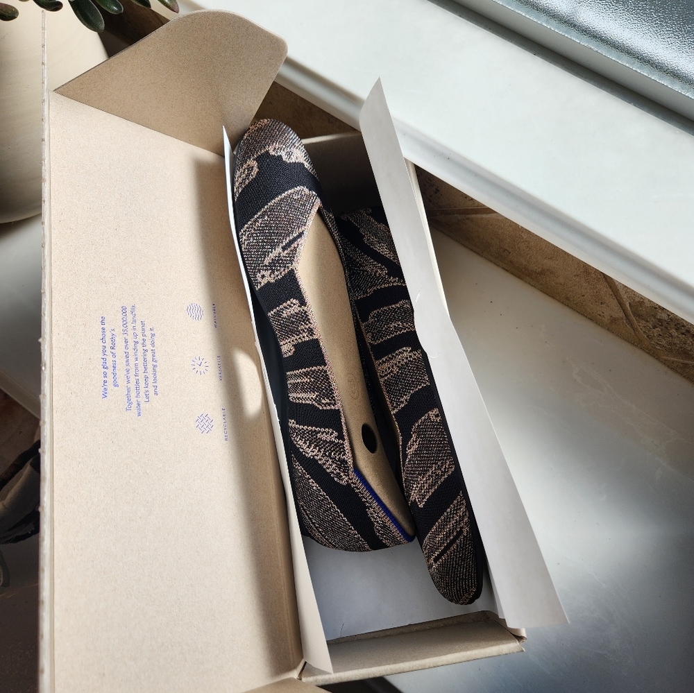 NIB Rothy's Golden Shimmer - Picture 3 of 7